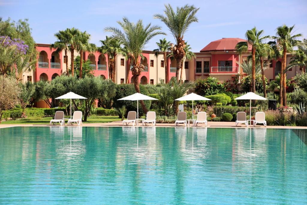 Iberostar Waves Club Palmeraie Marrakech, vue sur l&rsquo;Atlas depuis les jardins de 10 hectares