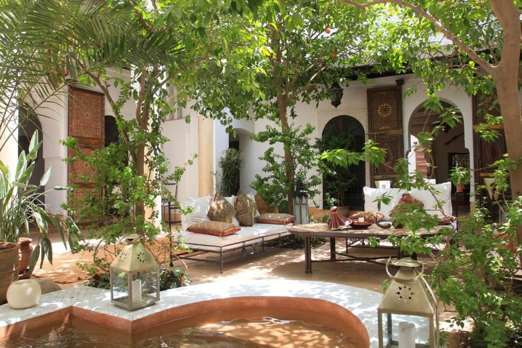 Riad Karmela Marrakech Medina, patio intérieur et terrasse