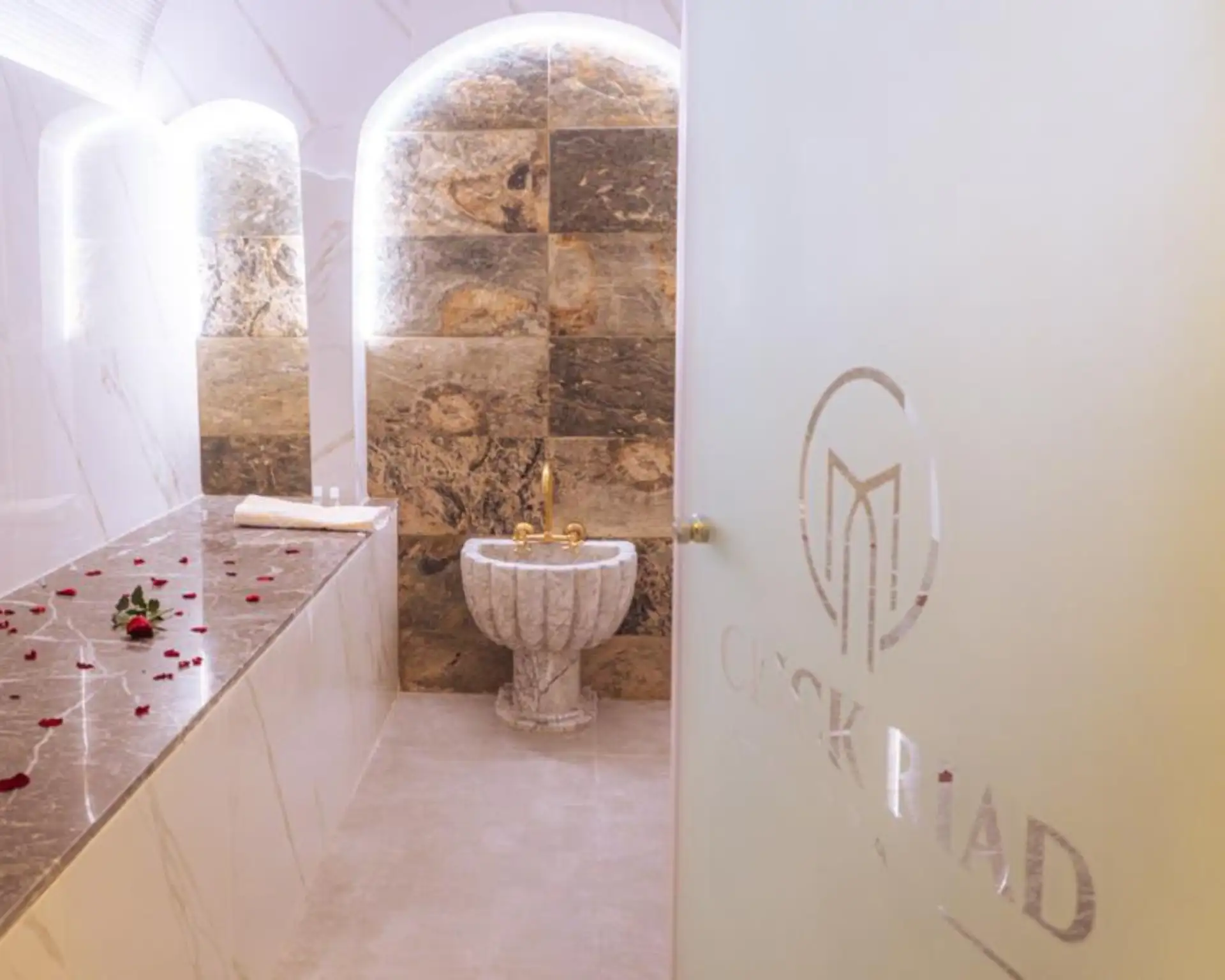 Expérience détente en couple à Marrakech avec dîner, option occasion spéciale (format 16:9)